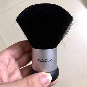 Makeup brush